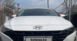 Hyundai Elantra 2023 годаfor9 050 000 тг. в Алматы – фото 4