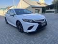 Toyota Camry 2019 года за 9 300 000 тг. в Атырау – фото 7