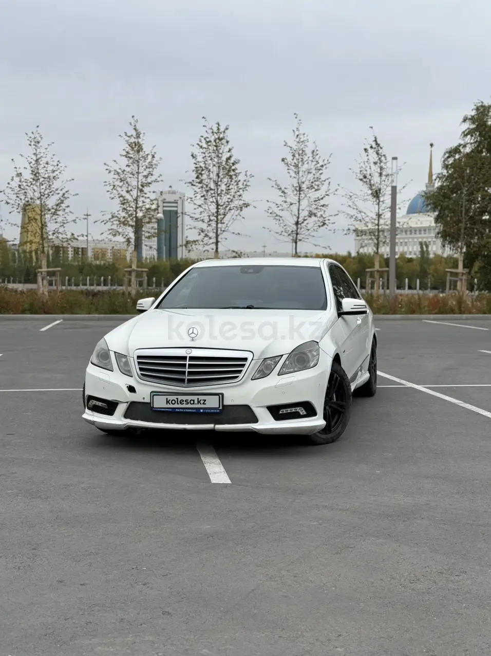 Mercedes-Benz E-Class, 2011