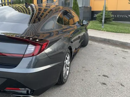 Hyundai Sonata 2021 года за 10 900 000 тг. в Алматы – фото 6