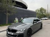 BMW 5 серия 2021 годаүшін26 000 000 тг. в Алматы – фото 2