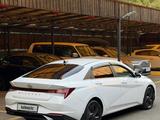 Hyundai Elantra 2023 года за 8 000 000 тг. в Алматы – фото 2