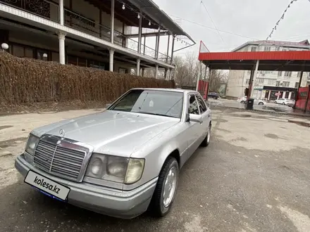 Mercedes-Benz E 230 1991 года за 1 850 000 тг. в Туркестан – фото 8