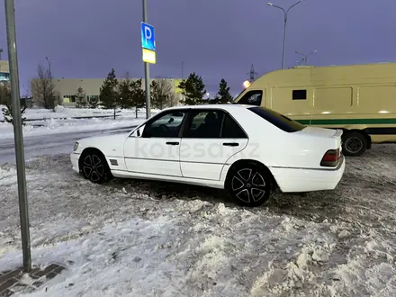 Mercedes-Benz S 320 1996 года за 3 500 000 тг. в Астана – фото 3