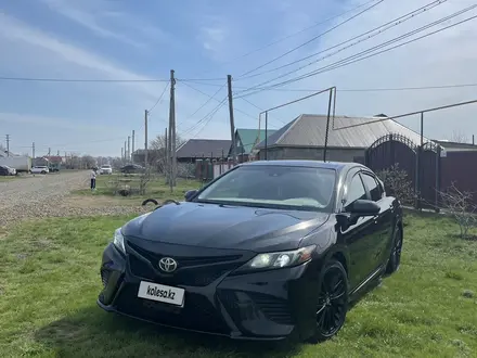 Toyota Camry 2019 года за 9 000 000 тг. в Уральск – фото 10