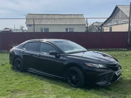 Toyota Camry 2019 года за 9 000 000 тг. в Уральск – фото 9