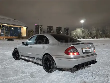 Mercedes-Benz E 320 2004 года за 6 300 000 тг. в Жезказган – фото 3