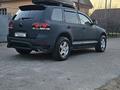 Volkswagen Touareg 2004 года за 4 300 000 тг. в Алматы – фото 4