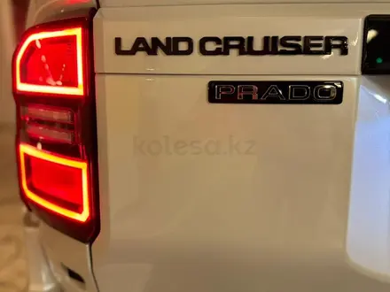 Toyota Land Cruiser Prado Luxe+ 2025 года за 46 900 000 тг. в Алматы – фото 19