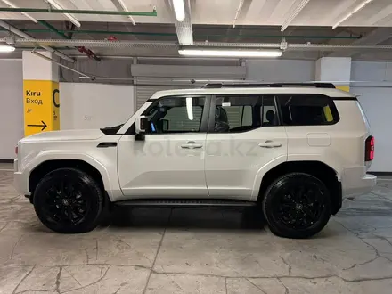 Toyota Land Cruiser Prado Luxe+ 2025 года за 46 900 000 тг. в Алматы – фото 22