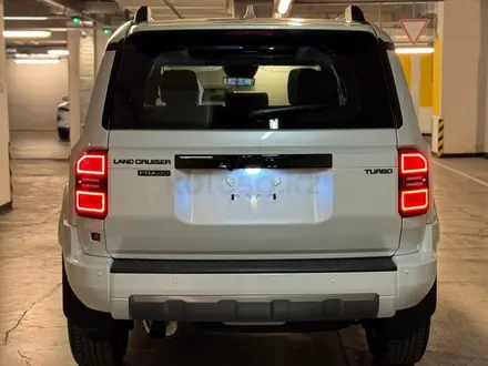 Toyota Land Cruiser Prado Luxe+ 2025 года за 46 900 000 тг. в Алматы – фото 25
