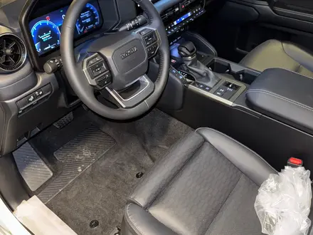 Toyota Land Cruiser Prado Luxe+ 2025 года за 46 900 000 тг. в Алматы – фото 27