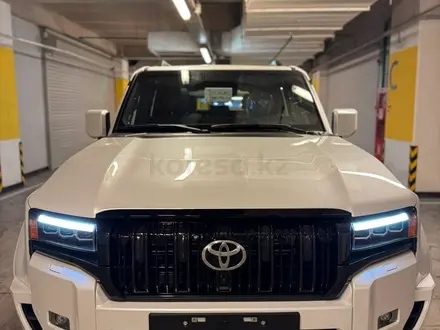 Toyota Land Cruiser Prado Luxe+ 2025 года за 46 900 000 тг. в Алматы – фото 34
