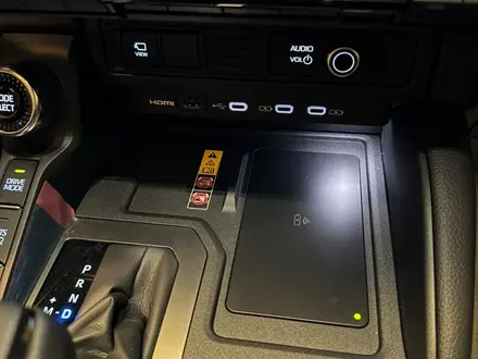 Toyota Land Cruiser Prado Luxe+ 2025 года за 46 900 000 тг. в Алматы – фото 13