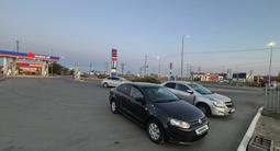 Volkswagen Polo 2015 года за 3 890 000 тг. в Атырау – фото 2