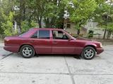 Mercedes-Benz E 220 1993 годаfor1 600 000 тг. в Туркестан – фото 4