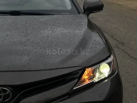 Toyota Camry 2017 года за 9 500 000 тг. в Актау – фото 3