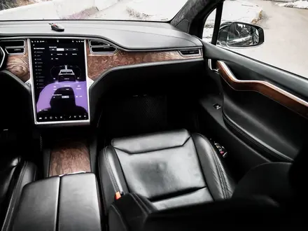 Tesla Model X 2017 года за 32 000 000 тг. в Алматы – фото 14