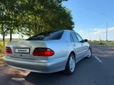 Mercedes-Benz E 430 2001 года за 4 300 000 тг. в Мерке – фото 5