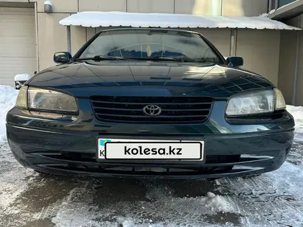 Toyota Camry 1997 года за 3 250 000 тг. в Алматы – фото 6