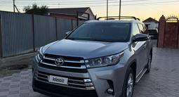 Toyota Highlander 2014 года за 11 000 000 тг. в Атырау – фото 2
