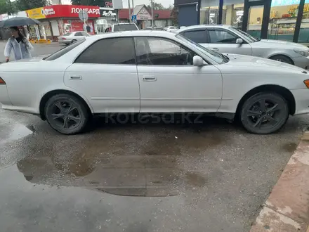 Toyota Mark II 1995 года за 2 100 000 тг. в Каскелен – фото 2