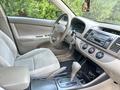 Toyota Camry 2003 годаfor5 500 000 тг. в Алматы – фото 12