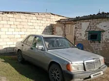 Mercedes-Benz 190, 1992