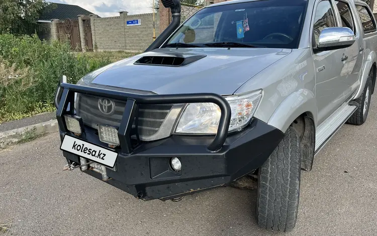 Toyota Hilux 2014 годаfor12 500 000 тг. в Астана