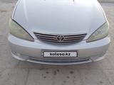 Toyota Camry 2004 года за 4 500 000 тг. в Жанаозен – фото 2