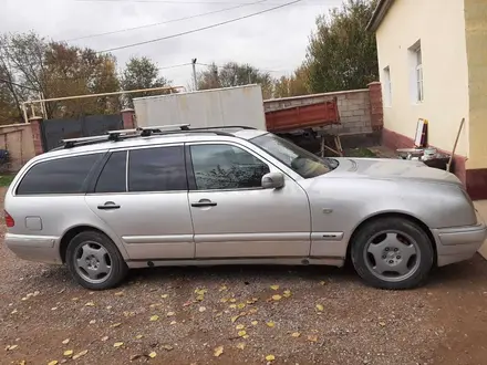 Mercedes-Benz E 230 1997 года за 3 000 000 тг. в Шымкент – фото 2