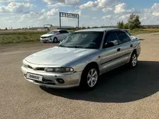 Mitsubishi Galant, 1995