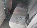 Toyota Camry 1998 года за 3 100 000 тг. в Семей – фото 2