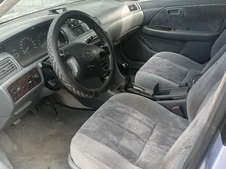 Toyota Camry 1998 года за 3 100 000 тг. в Семей – фото 4
