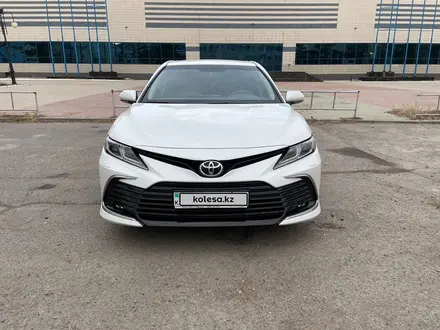 Toyota Camry 2022 года за 15 300 000 тг. в Павлодар – фото 3