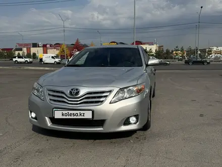 Toyota Camry 2010 года за 8 850 000 тг. в Алматы