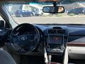 Toyota Camry 2014 годаүшін6 000 000 тг. в Актобе – фото 2