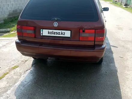 Volkswagen Passat 1992 года за 2 000 000 тг. в Алматы – фото 10