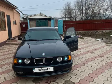 BMW 525 1994 года за 1 900 000 тг. в Мерке – фото 2
