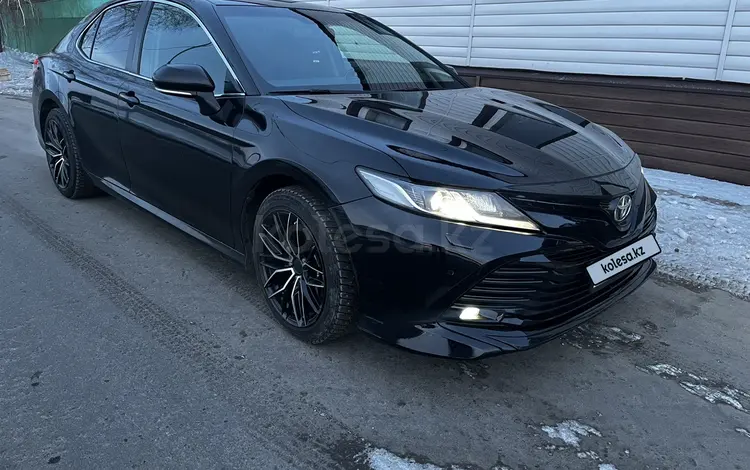 Toyota Camry 2018 годаfor11 300 000 тг. в Павлодар