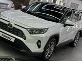 Toyota RAV4 2019 годаfor14 450 000 тг. в Алматы