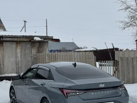 Hyundai Elantra 2021 года за 9 200 000 тг. в Петропавловск – фото 7