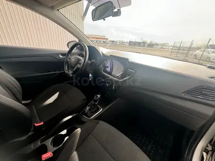 Hyundai Accent 2021 года за 4 731 200 тг. в Астана – фото 14