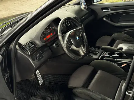 BMW 330 2004 года за 4 450 000 тг. в Алматы – фото 8