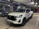 Toyota Hilux 2022 годаfor19 100 000 тг. в Атырау