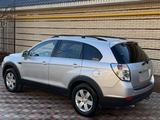 Chevrolet Captiva 2013 годаfor5 990 000 тг. в Шымкент – фото 3