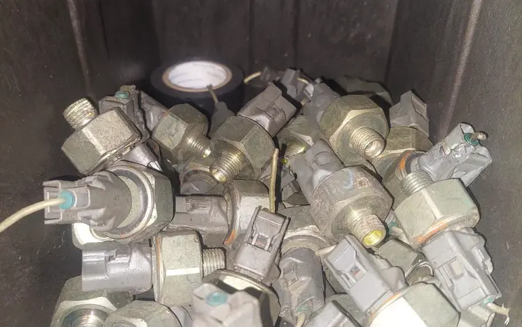 Камри 30 датчик детонация за 5 000 тг. в Алматы