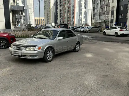 Toyota Camry 2000 года за 3 100 000 тг. в Алматы