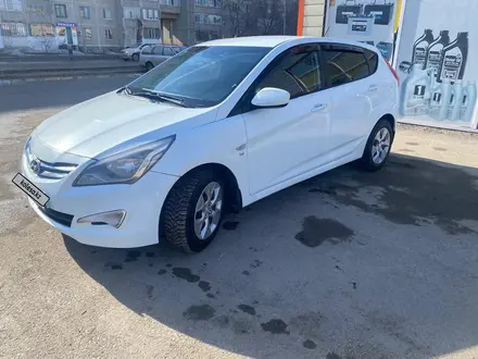 Hyundai Solaris 2015 года за 5 300 000 тг. в Актобе – фото 3