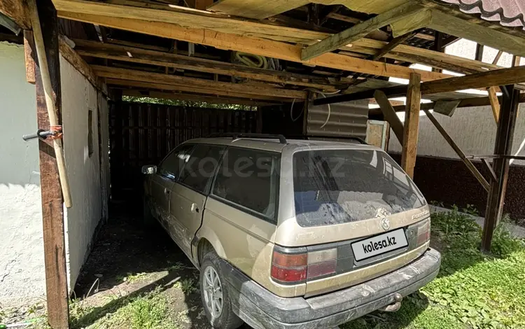 Volkswagen Passat 1989 годаүшін700 000 тг. в Алматы